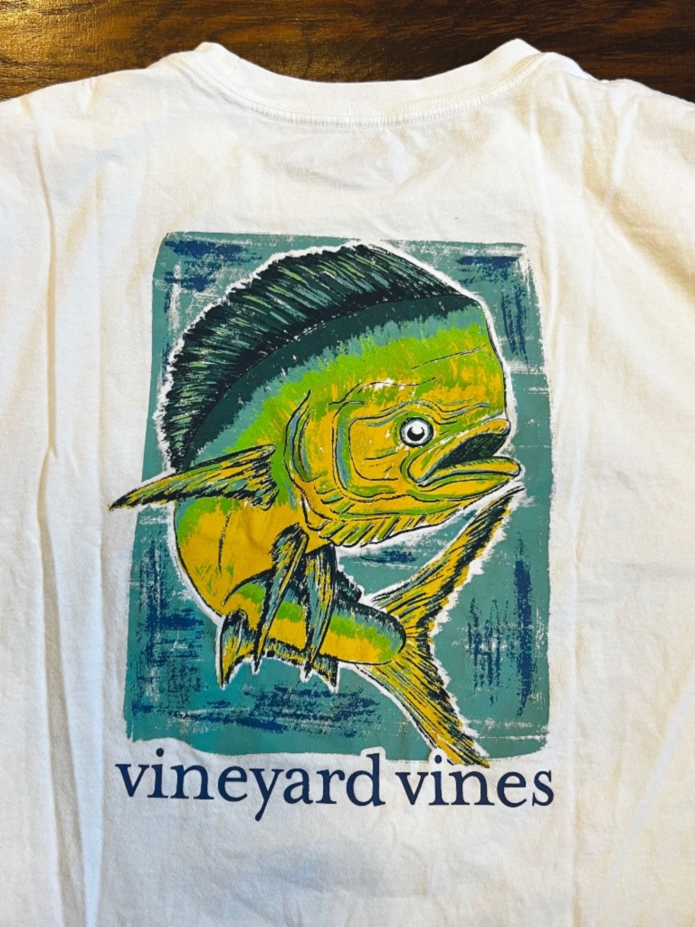 Vineyard Vines Mahi Mahi Fish Back Graphic Shirt Men's XXL White Chest Pocket